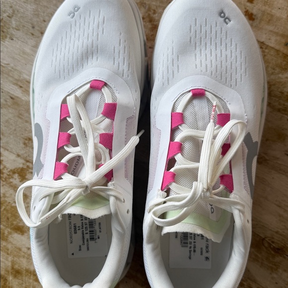 On -  Women’s Cloud Monster Lima 9.5 - Picture 7 of 8